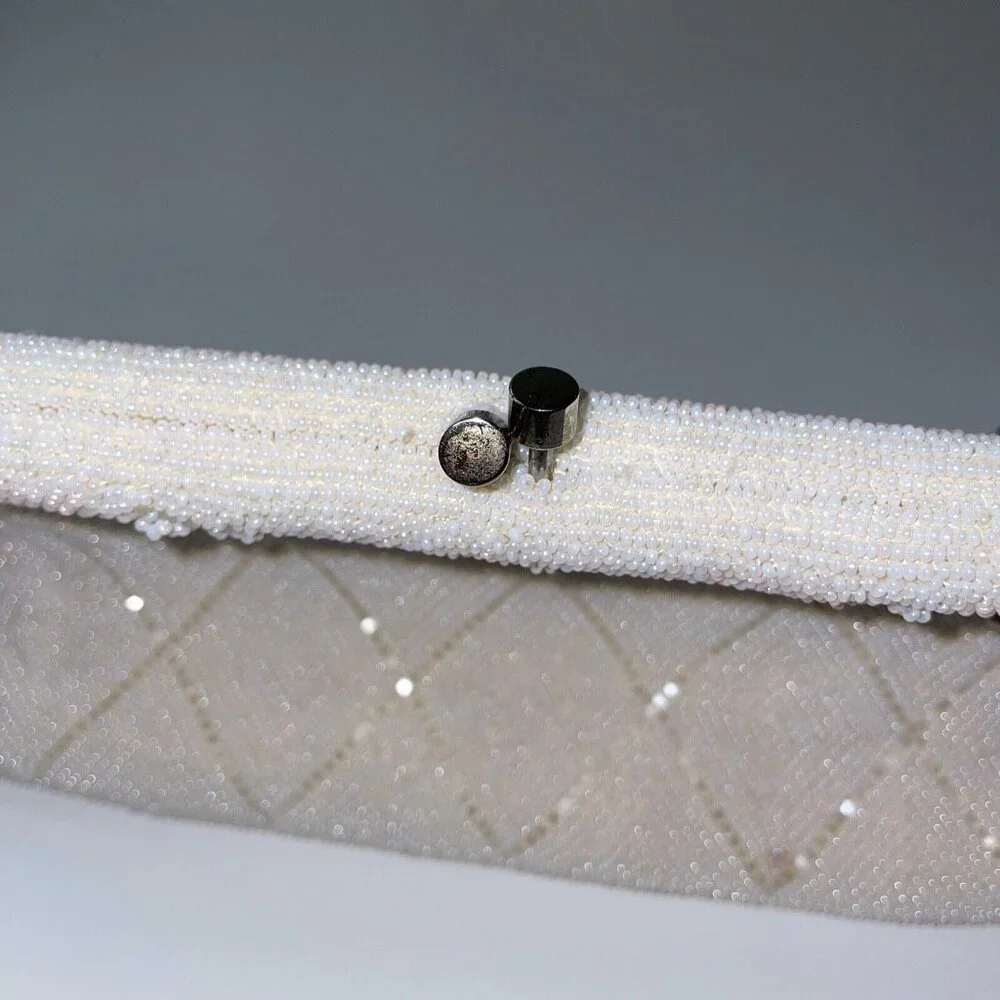 La Regale clutch purse Italian beads White Japan‎ Vintage Mid Century Floral EL4